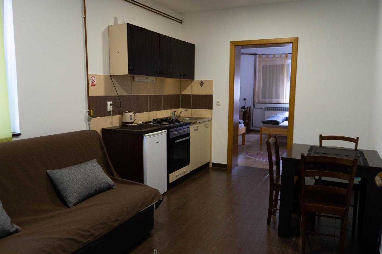 Apartment Eurho Osijek Exterior foto